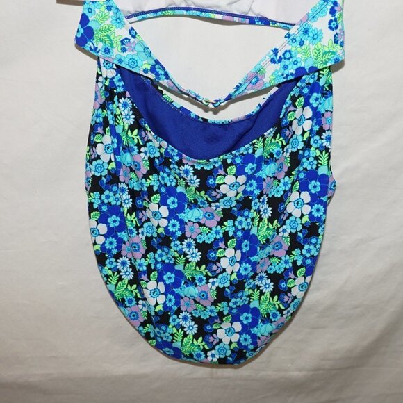 Cyn&Luca NWT One Piece Swimsuit All Over Floral Cutout Monokini Bathing Suit XXL - Picture 10 of 12